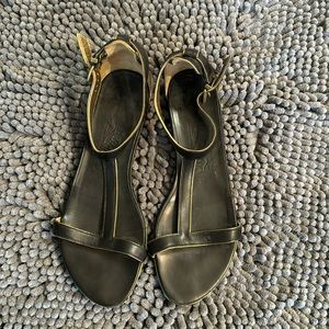 Salvatore Ferragamo 7B